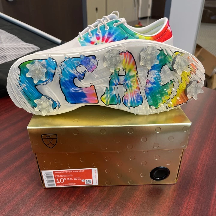 Nike Air Zoom Victory Tour NRG Peace, Love And Golf 4 Nike Air Zoom Victory Tour NRG Peace, Love And Golf - Image 2