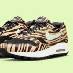 Nike AirMax Tiger Golf - Size 12