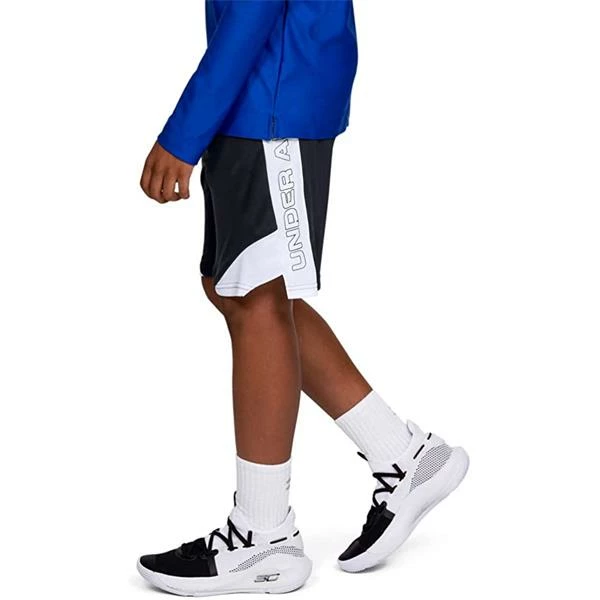 Under Armour Junior - Boys Stunt 2.0 Shorts Black (002) 5 Under Armour Junior - Boys Stunt 2.0 Shorts Black (002) - Image 3