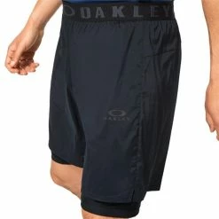Oakley Gents Compression Short 2.0 9-inch Black (02E) -Cheap Footwear Store P FOA402744OAKLEYSHORTBLACK02EGENTS 5 L